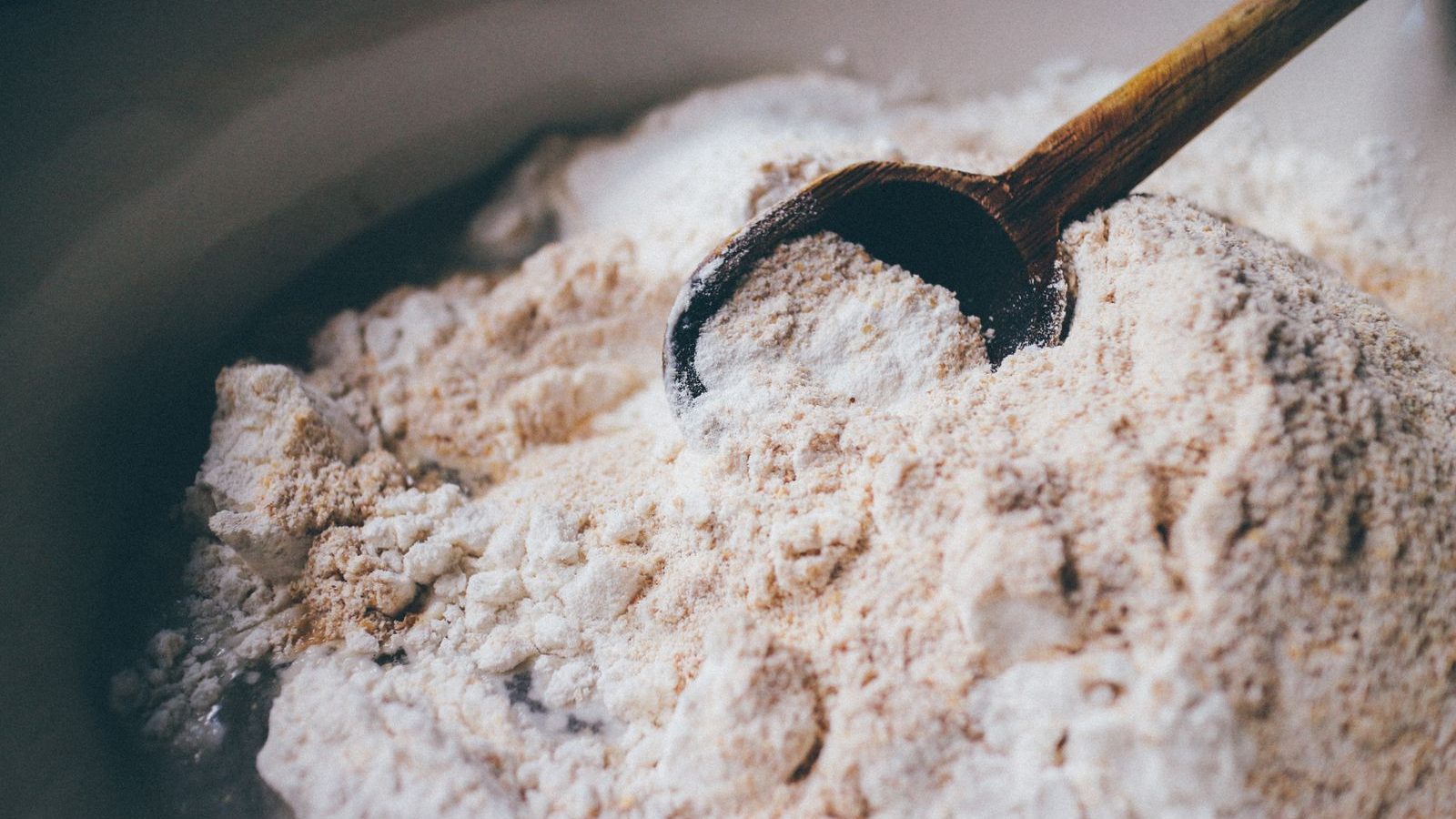 Benefits of Freshly Ground Flour